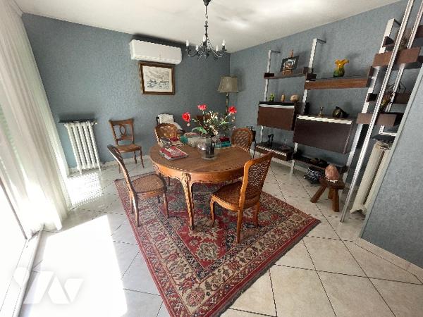 A 2 pas du centre ville – Cette magnifique maison de Maître de 158 m² habitable