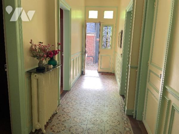 A 2 pas du centre ville – Cette magnifique maison de Maître de 158 m² habitable