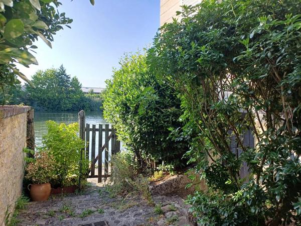 APPARTEMENT T2 avec jardin