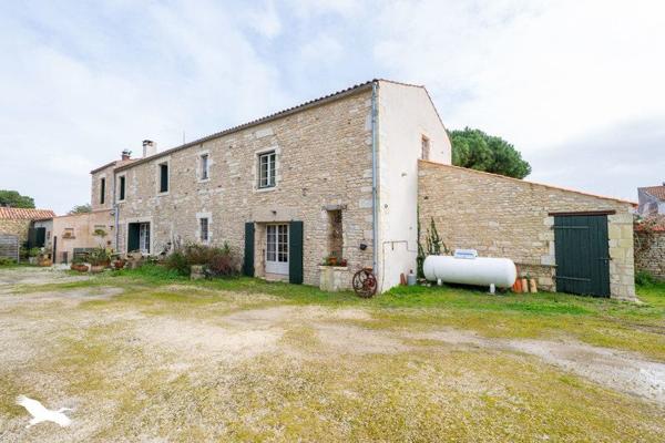 Maison à vendre 596 790 € Saint-Georges-d'Oléron 7 p 307 m² DPE