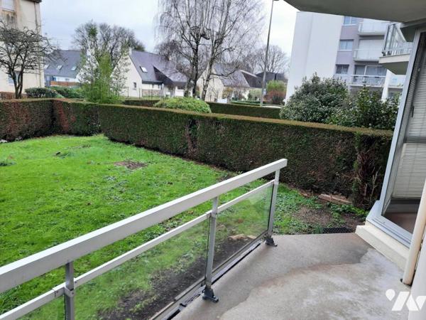 A VENDRE 56 VANNES La Madeleine, T3 66 m² en rdc avec terrasse et jardinet, cave et parking.