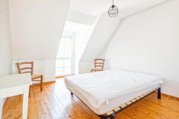 ENSEMBLE IMMOBILIER DE CARACTÈRE AVEC 4 HABITATIONS ET 2 PISCINES – POMPORT (24240)