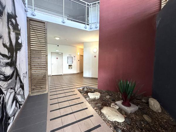 Rochefort : Appartement T3 de 73 m² vue sur le port, terrasse et garage