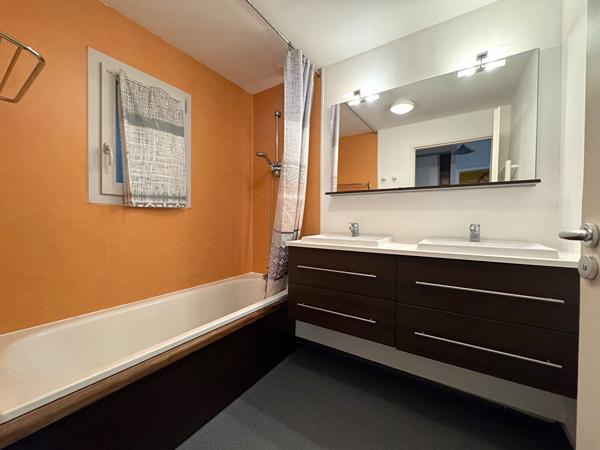 Rochefort : Appartement T3 de 73 m² vue sur le port, terrasse et garage