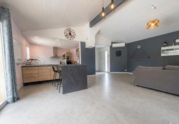 Maison
         6 pièces
        - 165 m² Bien prestige 499 000 € *