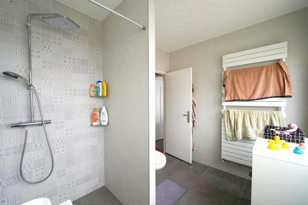 Maison mitoyenne 1 côté Mondelange 100 m²