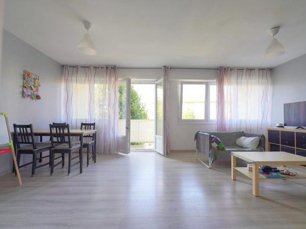 Maison mitoyenne 1 côté Mondelange 100 m²