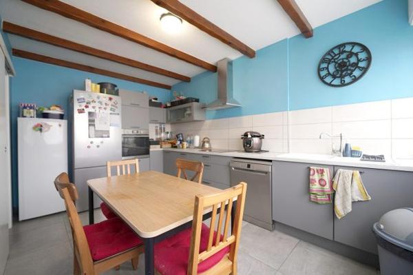 Maison mitoyenne 1 côté Mondelange 100 m²