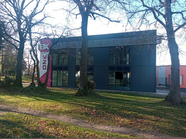 Local commercial Challans