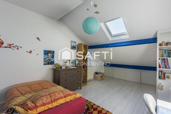 Maison de 200 m² hab avec 4 Ch à 2 min du RER B