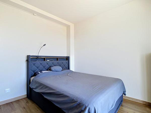 Vue PANORAMIQUE : Appartement T3 à vendre au 12ème étage à Marseille - Quartier Michelet