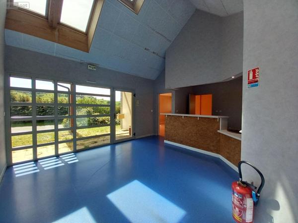 Local mixte (Pro/Hab) à vendre à Allanche dans le Cantal (15160), ref : FG/2208