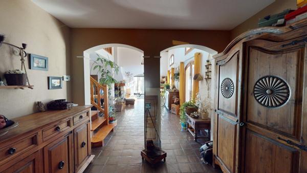 Ganges (34190) Superbe villa T5 avec piscine et terrain paysagé