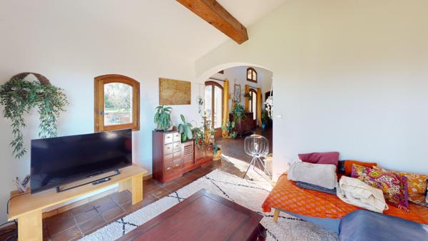 Ganges (34190) Superbe villa T5 avec piscine et terrain paysagé