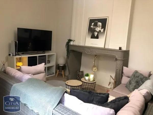 Appartement à louer 2 pièces 47.96m² Riom (63200)