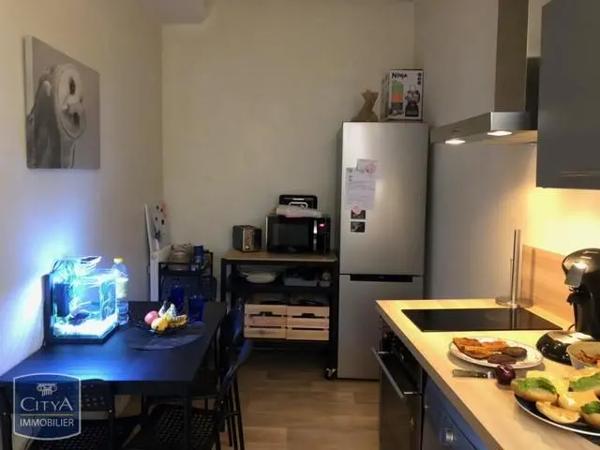 Appartement à louer 2 pièces 47.96m² Riom (63200)