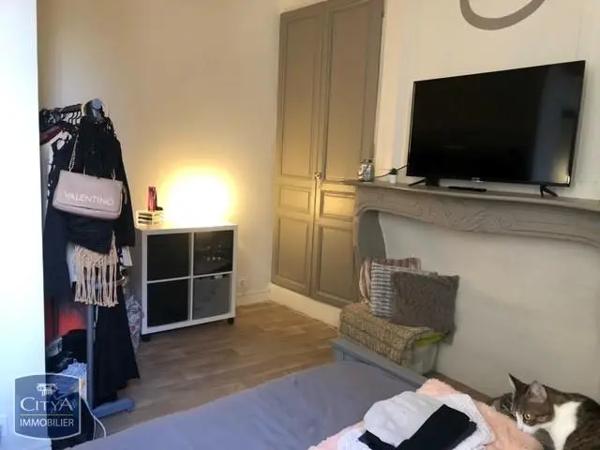 Appartement à louer 2 pièces 47.96m² Riom (63200)