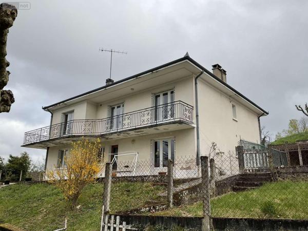Maison à vendre à Gourdon dans le Lot (46300), ref : 46051/310