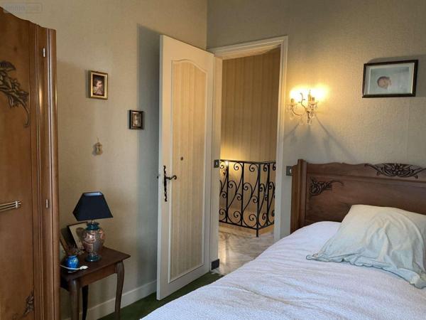 Maison à vendre à Gourdon dans le Lot (46300), ref : 46051/310