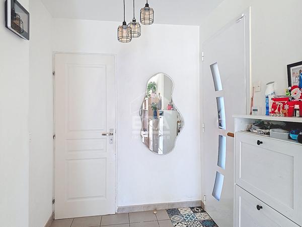 Maison Pierrevert 4 pièces 89 m2 Terrasse couverte, Jardin & Garage !!