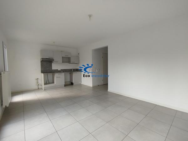 AYTRE APPARTEMENT T3 62 M² TERRASSE 2 PLACES DE PARKING  Aytre