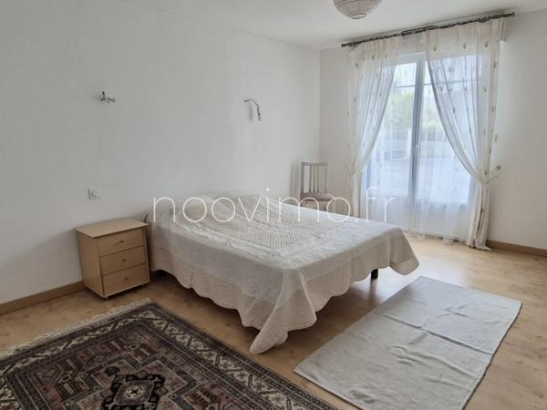 Quartier des Rimains, vaste maison 5 chambres + appartement T2