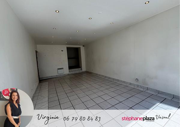 Local commercial Lure 66 m2 à louer