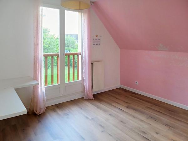 Superbe Maison Individuelle Domaine du Golf de Courdimanche 165M2 au sol 5CH