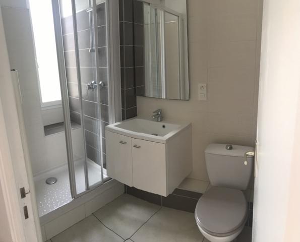 Immeuble à vendre 369 600 € Le Lardin-Saint-Lazare 357 m² DPE E
