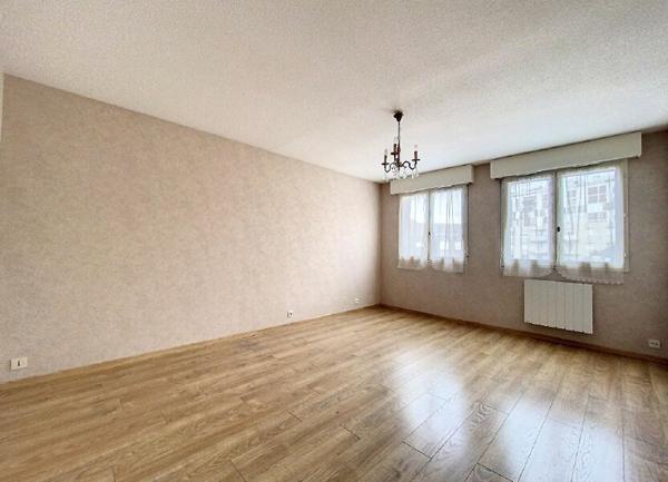 Appartement à vendre    5 pièces •  Montluçon