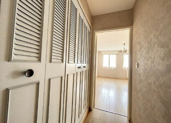 Appartement à vendre    5 pièces •  Montluçon