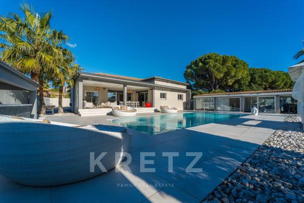 Villa contemporaine en bord de mer