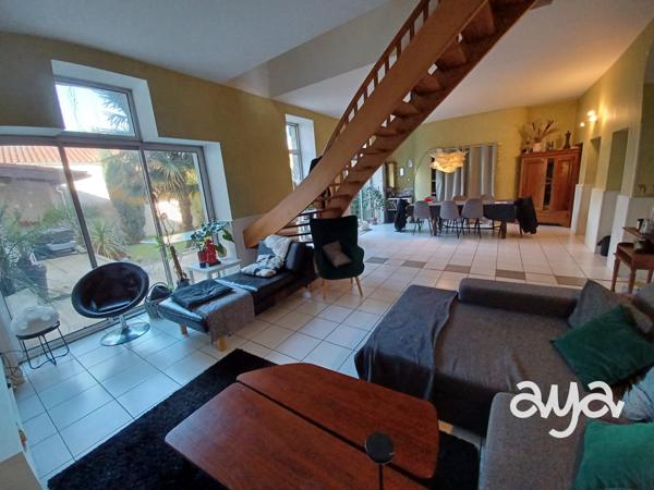 RARE - Maison de ville  - SAINT-PHILBERT-DE-GRAND-LIEU