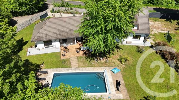 Maison à vendre  7 pièces - 240 m 2   BESANCON  - 25