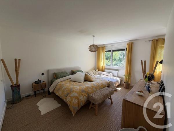 Maison à vendre  7 pièces - 240 m 2   BESANCON  - 25