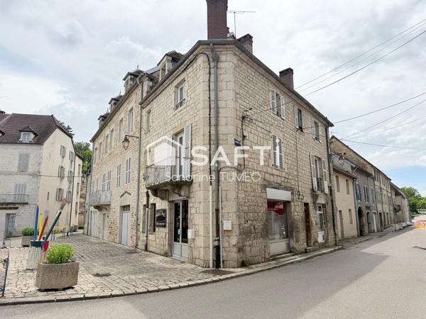 Immeuble de rapport avec local commercial loué et appartement duplex – Au cœur de Sellières