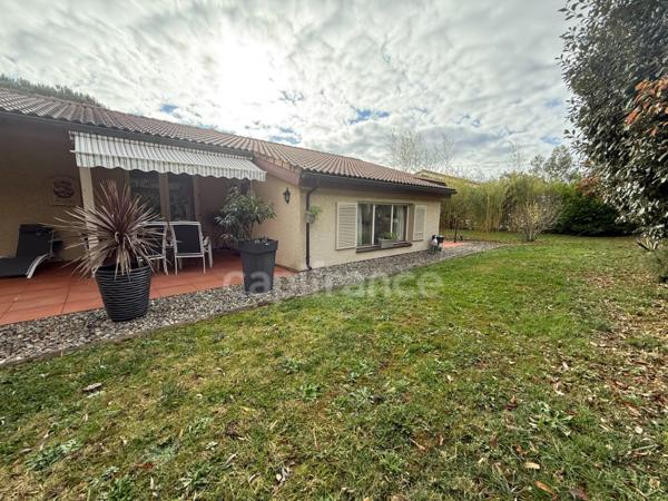 Maison à vendre 4 pièces LOMBEZ (32)