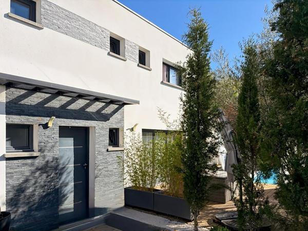 Maison Saint Medard En Jalles 5 pièce(s) 150 m2