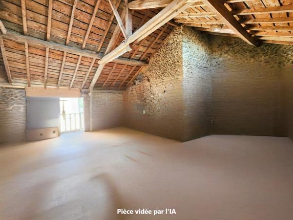 Maison de village bio climatique + grange + cour + jardin