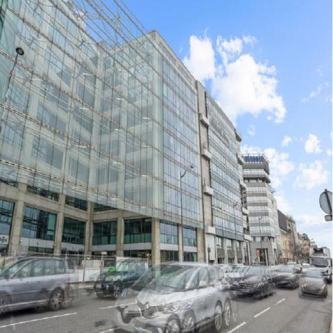 Bureaux à louer Montrouge vues panoramiques sur Paris prestations modernes