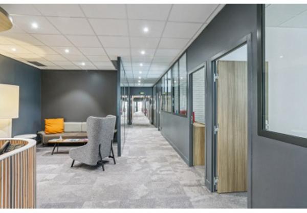 Bureaux à louer Montrouge vues panoramiques sur Paris prestations modernes