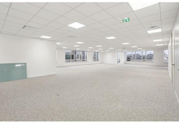 Bureaux à louer Montrouge vues panoramiques sur Paris prestations modernes
