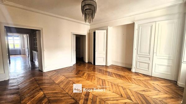 Bureaux à louer à Lyon emplacement prestigieux et grande luminosité