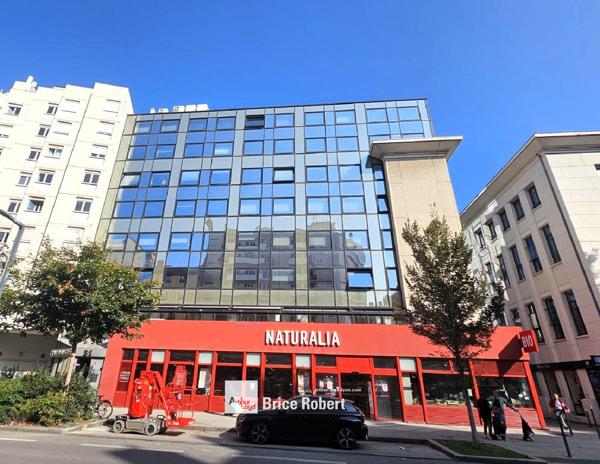 Bureau à louer Villeurbanne quartier Charpennes emplacement stratégique