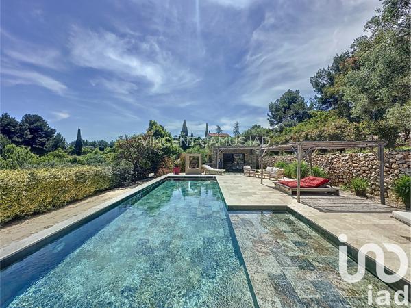 Maison à vendre 7 pièces 221 m² Sanary-sur-Mer