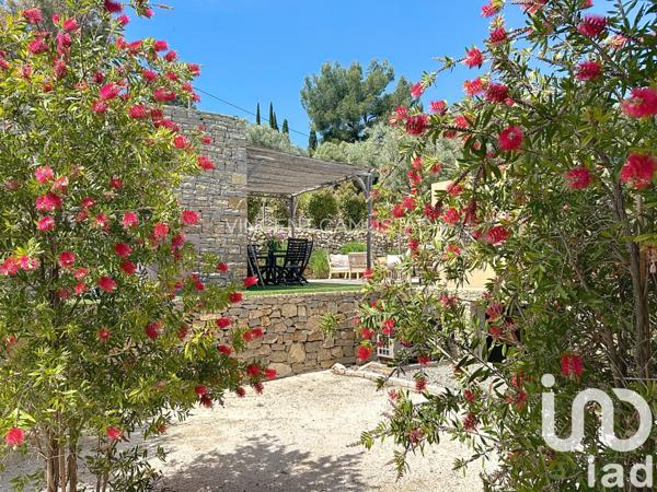 Maison à vendre 7 pièces 221 m² Sanary-sur-Mer