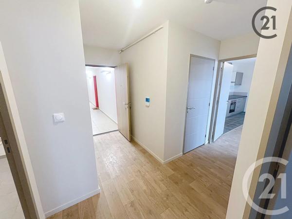Appartement F3 à vendre  3 pièces - 72,06 m 2   AUXERRE  - 89