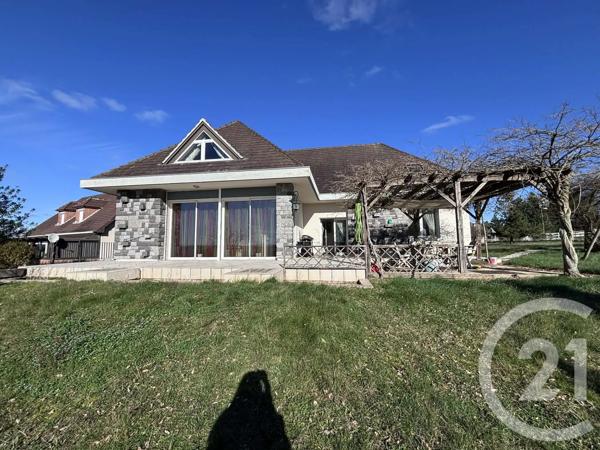 Maison à vendre  7 pièces - 163 m 2   ST MARTIN DU TERTRE  - 89