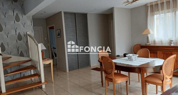 À vendre Maison 7 pièces 167 m² - Chartres-de-bretagne 35131