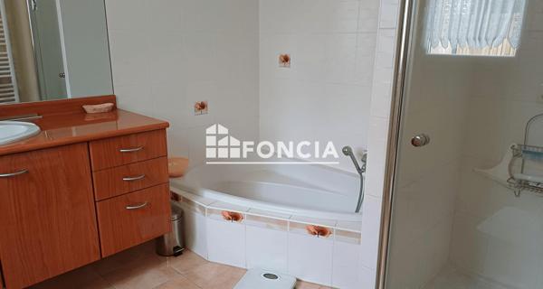 À vendre Maison 7 pièces 167 m² - Chartres-de-bretagne 35131